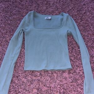 hollister cropped long sleeve